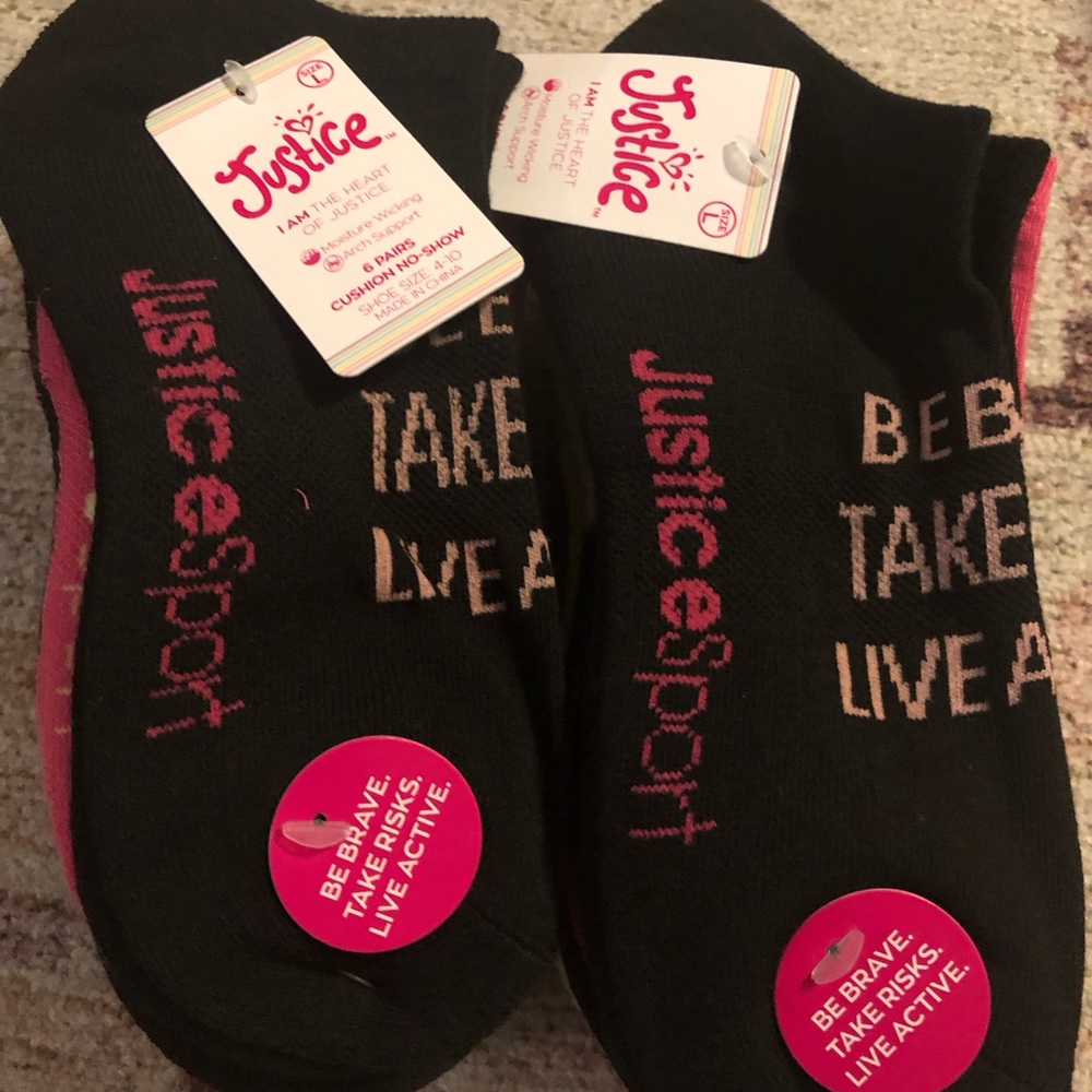 Justice Sport 6 Pairs No-Show Socks Big Girls Size L Shoe 4-10 (2pk)